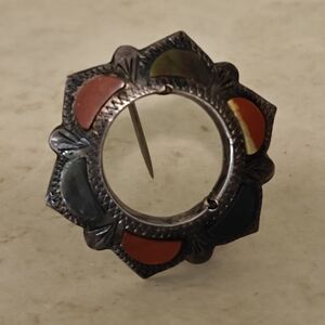 Antique Victorian Scottish Agate Sterling Silver Pin Brooch